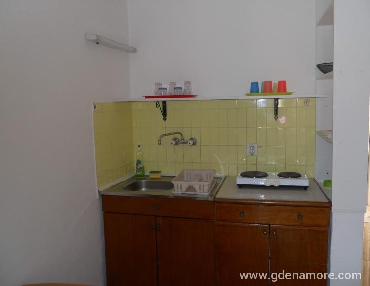 Apartman - kuhinja